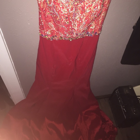 Prom Dress - Picture 2 of 3